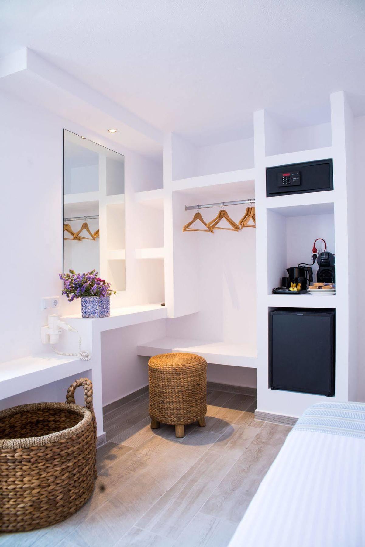 Dimele Rooms & Studios Mykonos Town エクステリア 写真
